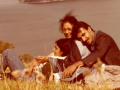 Deepti Naval shares a throwback pic of her family's Europe trip in 1982 - Hindi News | Deepti Naval shares a throwback pic of her family's Europe trip in 1982 | Latest entertainment News at Lokmattimes.com