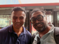 Anurag Kashyap beams with joy as he meets his ‘hero’ Rahul Dravid on a flight - Hindi News | Anurag Kashyap beams with joy as he meets his ‘hero’ Rahul Dravid on a flight | Latest entertainment News at Lokmattimes.com