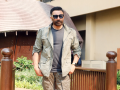 Sunny Deol arrives at hospital with son to see father Dharmendra - Hindi News | Sunny Deol arrives at hospital with son to see father Dharmendra | Latest entertainment News at Lokmattimes.com