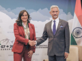 EAM Jaishankar, Canada's Anita Anand discuss rebuilding bilateral ties - Hindi News | EAM Jaishankar, Canada's Anita Anand discuss rebuilding bilateral ties | Latest international News at Lokmattimes.com