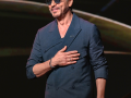 SRK in advanced talks with Sanjay Leela Bhansali for 'age-appropriate role' in romantic film - Hindi News | SRK in advanced talks with Sanjay Leela Bhansali for 'age-appropriate role' in romantic film | Latest entertainment News at Lokmattimes.com