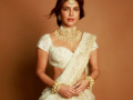 Priyanka Chopra gets emotional as husband Nick Jonas calls her the 'Desi Girl' - Hindi News | Priyanka Chopra gets emotional as husband Nick Jonas calls her the 'Desi Girl' | Latest entertainment News at Lokmattimes.com