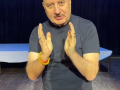Anupam Kher says, he lost control on language after scary touch down in an in-flight video with Ajinkya Rahane - Hindi News | Anupam Kher says, he lost control on language after scary touch down in an in-flight video with Ajinkya Rahane | Latest entertainment News at Lokmattimes.com