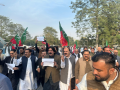 PTI members hold march against 27th Constitutional Amendment in Lahore - Hindi News | PTI members hold march against 27th Constitutional Amendment in Lahore | Latest international News at Lokmattimes.com