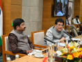 Piyush Goyal meets entrepreneurs, discusses shared vision of Viksit Bharat at 2047 - Hindi News | Piyush Goyal meets entrepreneurs, discusses shared vision of Viksit Bharat at 2047 | Latest technology News at Lokmattimes.com