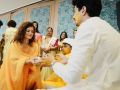 Palak Muchhal posts beautiful haldi moments of brother Palaash before his wedding to cricketer Smriti Mandhana - Hindi News | Palak Muchhal posts beautiful haldi moments of brother Palaash before his wedding to cricketer Smriti Mandhana | Latest entertainment News at Lokmattimes.com