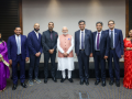 PM Modi meets Indian-origin tech entrepreneurs in South Africa, calls for deeper engagement with India - Hindi News | PM Modi meets Indian-origin tech entrepreneurs in South Africa, calls for deeper engagement with India | Latest international News at Lokmattimes.com