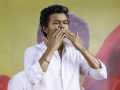 Vijay targets DMK, BJP alliances at Tirunelveli rally; calls polls a 'historic fight for change’ - Hindi News | Vijay targets DMK, BJP alliances at Tirunelveli rally; calls polls a 'historic fight for change’ | Latest national News at Lokmattimes.com