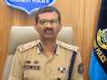 Gujarat Police conducts crackdown on anti-national elements - Hindi News | Gujarat Police conducts crackdown on anti-national elements | Latest national News at Lokmattimes.com