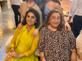 Riddhima Kapoor says 'Hum saath-saath hain' as she drops a BTS pic from 'Dining with the Kapoors' - Hindi News | Riddhima Kapoor says 'Hum saath-saath hain' as she drops a BTS pic from 'Dining with the Kapoors' | Latest entertainment News at Lokmattimes.com
