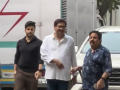 Allu Arjun's father Allu Aravind visits the Deol family to offer condolence post Dharmendra's demise - Hindi News | Allu Arjun's father Allu Aravind visits the Deol family to offer condolence post Dharmendra's demise | Latest entertainment News at Lokmattimes.com