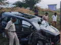 K'taka: IAS officer, 2 others killed in road accident in Kalaburagi - Hindi News | K'taka: IAS officer, 2 others killed in road accident in Kalaburagi | Latest national News at Lokmattimes.com