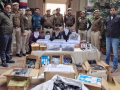 Delhi: Illegal mobile manufacturing unit busted in Karol Bagh; 5 arrested - Hindi News | Delhi: Illegal mobile manufacturing unit busted in Karol Bagh; 5 arrested | Latest national News at Lokmattimes.com