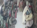 Barber shop looted in Karachi as criminals rule roost in Pakistan's financial capital - Hindi News | Barber shop looted in Karachi as criminals rule roost in Pakistan's financial capital | Latest international News at Lokmattimes.com