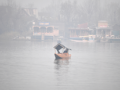 J&K weather: Pahalgam freezes at minus 5.6, Srinagar shivers at minus 4.4 - Hindi News | J&K weather: Pahalgam freezes at minus 5.6, Srinagar shivers at minus 4.4 | Latest national News at Lokmattimes.com