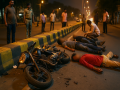 Delhi: One killed, 2 injured as speeding motorcycle hits divider in Sultanpuri - Hindi News | Delhi: One killed, 2 injured as speeding motorcycle hits divider in Sultanpuri | Latest national News at Lokmattimes.com