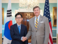 S. Korea, US to swiftly launch working groups on summit agreements - Hindi News | S. Korea, US to swiftly launch working groups on summit agreements | Latest international News at Lokmattimes.com