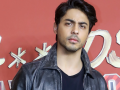 Video showing Aryan Khan's objectionable gesture at Bengaluru pub goes viral - Hindi News | Video showing Aryan Khan's objectionable gesture at Bengaluru pub goes viral | Latest entertainment News at Lokmattimes.com