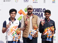 KIUG: LPU’s Sartaj Tiwana puts behind mental exhaustion, father’s health to retain 50m Rifle 3P gold - Hindi News | KIUG: LPU’s Sartaj Tiwana puts behind mental exhaustion, father’s health to retain 50m Rifle 3P gold | Latest other-sports News at Lokmattimes.com