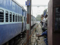 Northern Railway augments coaches to help disruption-hit flyers - Hindi News | Northern Railway augments coaches to help disruption-hit flyers | Latest business News at Lokmattimes.com