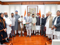 Kiren Rijiju discusses Waqf properties’ registration with AIMPLB - Hindi News | Kiren Rijiju discusses Waqf properties’ registration with AIMPLB | Latest national News at Lokmattimes.com