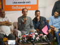 'Mahayuti’s victory in local body elections due to money power, poll panel’s inaction': Shiv Sena(UBT) in Saamana - Hindi News | 'Mahayuti’s victory in local body elections due to money power, poll panel’s inaction': Shiv Sena(UBT) in Saamana | Latest national News at Lokmattimes.com