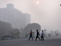 Environmentalist raises concern over rising pollution levels in Kolkata's Maidan area - Hindi News | Environmentalist raises concern over rising pollution levels in Kolkata's Maidan area | Latest health News at Lokmattimes.com