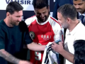 'Viva Football': Rahul Gandhi meets Messi in Hyderabad during GOAT Tour - Hindi News | 'Viva Football': Rahul Gandhi meets Messi in Hyderabad during GOAT Tour | Latest other-sports News at Lokmattimes.com