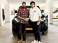 Pawan Kalyan gifts a Land Rover Defender to 'They Call Him OG' director Sujeeth - Hindi News | Pawan Kalyan gifts a Land Rover Defender to 'They Call Him OG' director Sujeeth | Latest entertainment News at Lokmattimes.com