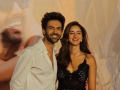 Kartik Aaryan: 'I am extremely lucky to have Ananya Panday by my side' - Hindi News | Kartik Aaryan: 'I am extremely lucky to have Ananya Panday by my side' | Latest entertainment News at Lokmattimes.com