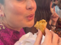 Kareena Kapoor goes 'samosa crazy' at her children’s annual function, Karan Johar shares video - Hindi News | Kareena Kapoor goes 'samosa crazy' at her children’s annual function, Karan Johar shares video | Latest entertainment News at Lokmattimes.com