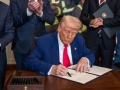 Trump signs order to assert US space dominance, reaffirms Moon return by 2028 - Hindi News | Trump signs order to assert US space dominance, reaffirms Moon return by 2028 | Latest international News at Lokmattimes.com