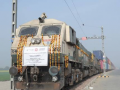 Indian Railways run Niryat Cargo Express from Gurugram to Mundra Port - Hindi News | Indian Railways run Niryat Cargo Express from Gurugram to Mundra Port | Latest technology News at Lokmattimes.com