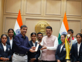 Maharashtra CM Fadnavis felicitates World Cup-winning blind women’s cricket team - Hindi News | Maharashtra CM Fadnavis felicitates World Cup-winning blind women’s cricket team | Latest other-sports News at Lokmattimes.com