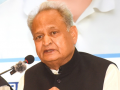 ‘Conspiracy to sell Aravali’: Gehlot accuses Centre of turning CEC into ‘puppet’ - Hindi News | ‘Conspiracy to sell Aravali’: Gehlot accuses Centre of turning CEC into ‘puppet’ | Latest national News at Lokmattimes.com