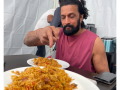 Actress Roshini Prakash tells Kichcha Sudeep: Thank you for the best slow cooked biryani! - Hindi News | Actress Roshini Prakash tells Kichcha Sudeep: Thank you for the best slow cooked biryani! | Latest entertainment News at Lokmattimes.com