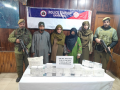 Two terror associates arrested in J&K's Ganderbal, arms, ammunition and cash recovered - Hindi News | Two terror associates arrested in J&K's Ganderbal, arms, ammunition and cash recovered | Latest national News at Lokmattimes.com