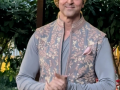 Hrithik Roshan recollects what Sanjay Khan told him on their first meeting - Hindi News | Hrithik Roshan recollects what Sanjay Khan told him on their first meeting | Latest entertainment News at Lokmattimes.com