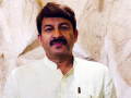 Nirahua reveals the secret behind Manoj Tiwari keeping drivers with superstars’ names - Hindi News | Nirahua reveals the secret behind Manoj Tiwari keeping drivers with superstars’ names | Latest entertainment News at Lokmattimes.com
