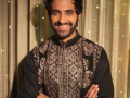 SRK’s legacy is phenomenal, being connected to that feels rewarding: Akshay Oberoi - Hindi News | SRK’s legacy is phenomenal, being connected to that feels rewarding: Akshay Oberoi | Latest entertainment News at Lokmattimes.com