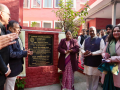 Delhi CM inaugurates ‘Swami Vivekananda Auditorium’ at Kirori Mal College - Hindi News | Delhi CM inaugurates ‘Swami Vivekananda Auditorium’ at Kirori Mal College | Latest national News at Lokmattimes.com