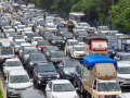 Passenger vehicle sales in India jump 21 pc in Q3, touch record high - Hindi News | Passenger vehicle sales in India jump 21 pc in Q3, touch record high | Latest business News at Lokmattimes.com