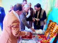Bihar: Nitish Kumar, Tej Pratap attend Chura-Dahi feast at Dy CM Vijay Sinha's residence - Hindi News | Bihar: Nitish Kumar, Tej Pratap attend Chura-Dahi feast at Dy CM Vijay Sinha's residence | Latest national News at Lokmattimes.com