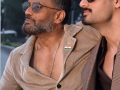 Suniel & Ahan Shetty grove on 'Jaate Hue Lamhon' together in a wholesome moment - Hindi News | Suniel & Ahan Shetty grove on 'Jaate Hue Lamhon' together in a wholesome moment | Latest entertainment News at Lokmattimes.com