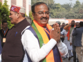 UP Dy CM Maurya escapes unhurt after helicopter makes emergency landing in Lucknow - Hindi News | UP Dy CM Maurya escapes unhurt after helicopter makes emergency landing in Lucknow | Latest national News at Lokmattimes.com