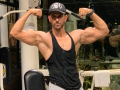 Hrithik Roshan admits his hardwired obsession with 'Bollywood Biceps' - Hindi News | Hrithik Roshan admits his hardwired obsession with 'Bollywood Biceps' | Latest entertainment News at Lokmattimes.com