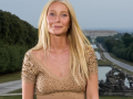 Gwyneth Paltrow ‘shouts at the bushes’ to manage anxiety - Hindi News | Gwyneth Paltrow ‘shouts at the bushes’ to manage anxiety | Latest entertainment News at Lokmattimes.com