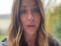 Kaley Cuoco opens up on her fears of leaving daughter alone to shoot a film - Hindi News | Kaley Cuoco opens up on her fears of leaving daughter alone to shoot a film | Latest entertainment News at Lokmattimes.com