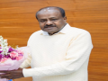 Don't be lured by Rs 2,000, give us 5 years: Kumaraswamy to K'taka women - Hindi News | Don't be lured by Rs 2,000, give us 5 years: Kumaraswamy to K'taka women | Latest national News at Lokmattimes.com