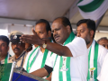 Minorities should understand how they're treated by Cong: HD Kumaraswamy - Hindi News | Minorities should understand how they're treated by Cong: HD Kumaraswamy | Latest national News at Lokmattimes.com